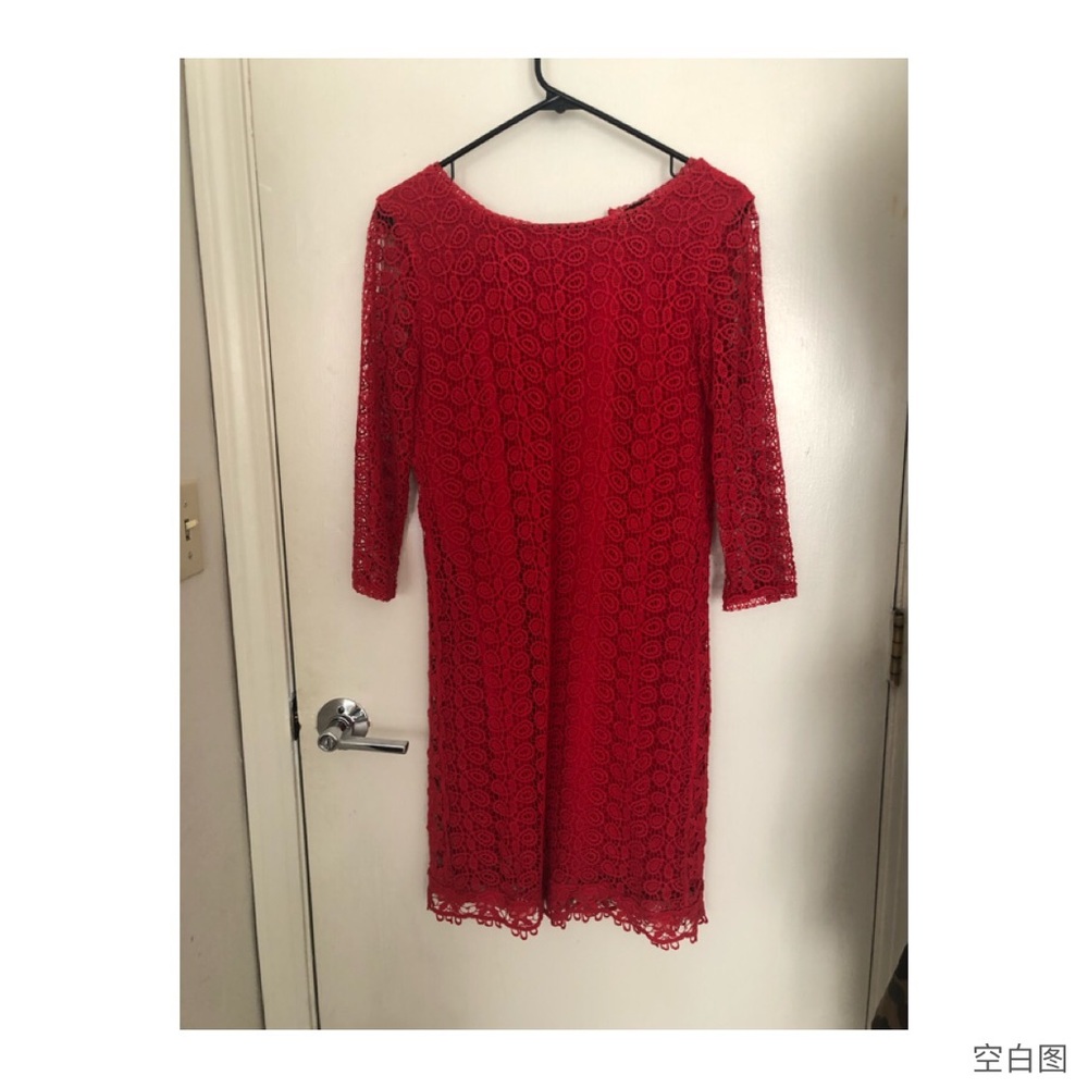 lace dress